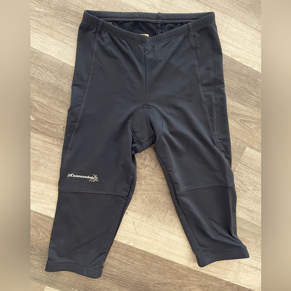 Cannondale black biking capris women’s size medium